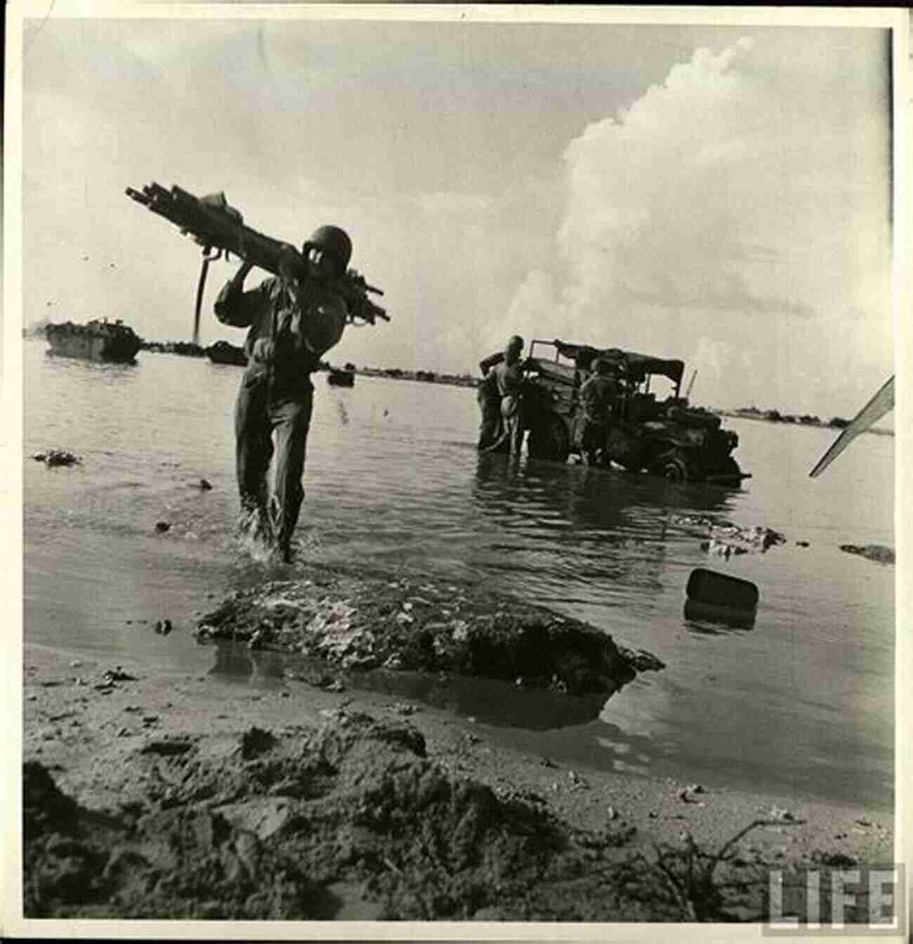 1944 Battle And Liberation Of Guam In WW2 Pacific Military History Recapture Of Guam: 1944 Battle And Liberation Of Guam (WW2 Pacific Military History 6)