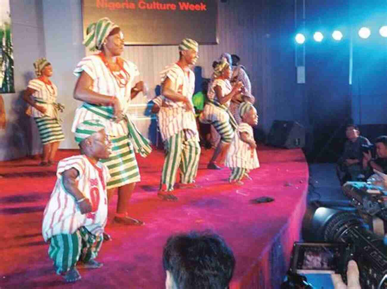 A Chinese Cultural Troupe Performing In Nigeria The History Of Chinese Presence In Nigeria (1950s 2010s): Factories Commodities And Entrepreneurs (China Perspectives)