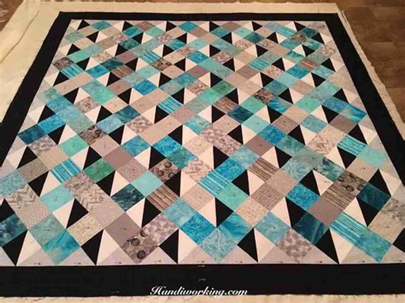 Blue Quilt With Serene Design Strip Your Stash: Dynamic Quilts Made From Strips 12 Projects In Multiple Sizes From GE Designs