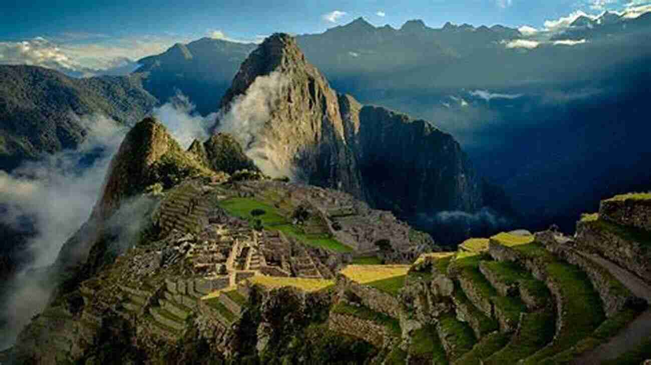 Breathtaking View Of Peru's Mountain Range Landscape Peru: Amazing Mountain Range Landscape