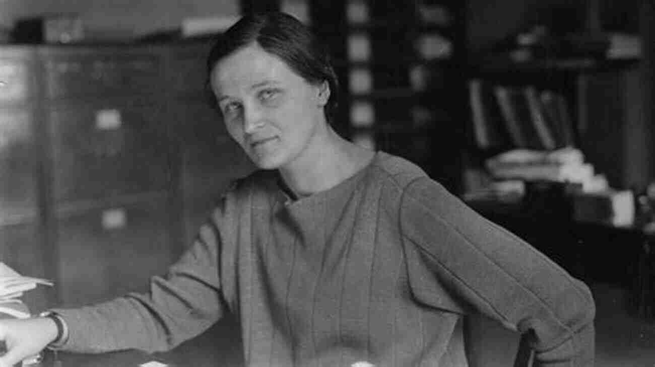 Cecilia Payne Gaposchkin A Pioneer In Astrophysics The Astronomer Cecilia Payne Gaposchkin A Short Biography: Astronomy Pioneer (30 Minute Series)