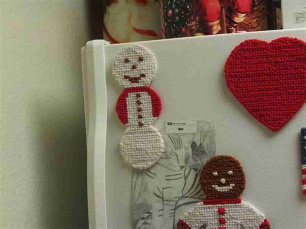 Decorate Your Fridge With Beautiful Cross Stitch Magnets Plastic Canvas Cross Stitch Fridge Magnets: Embroidery Patterns (Cross Stitch Patterns)