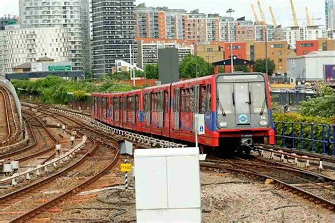 Docklands Light Railway London On Two Wheels: 25 Handpicked Rides To Make The Most Out Of The City (Transport For London)