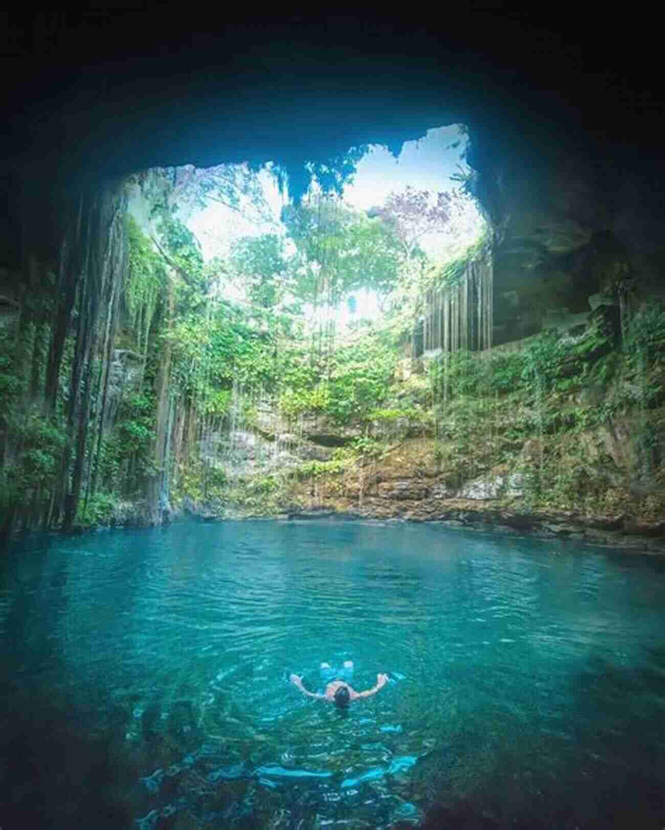 Maya Swimming In The Crystal Clear Waters Maya Goes To The Beach (Maya S Adventures)